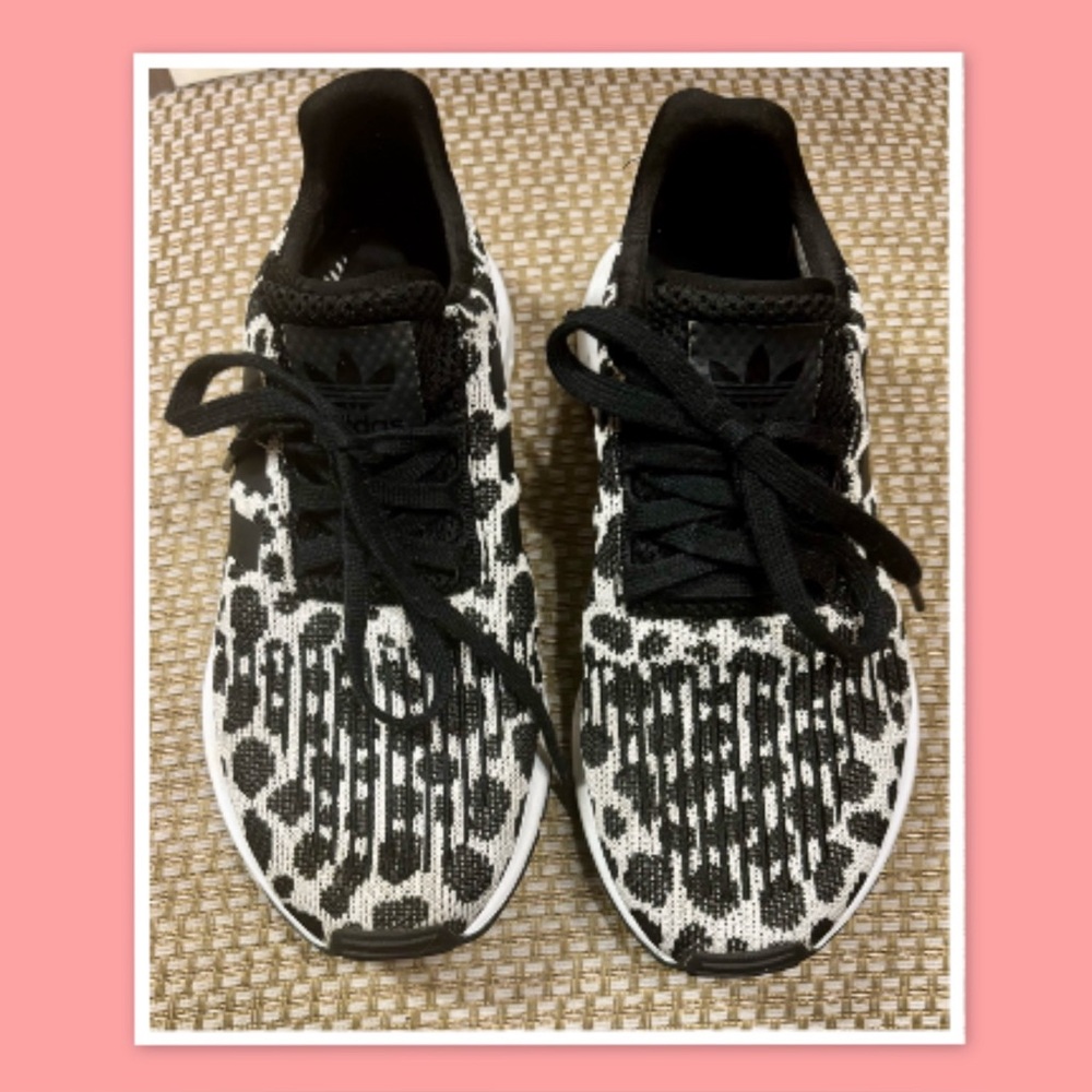 Adidas Swift Run - Women's  - Size US 5 1/2 -Cheetah Leopard Animal Print